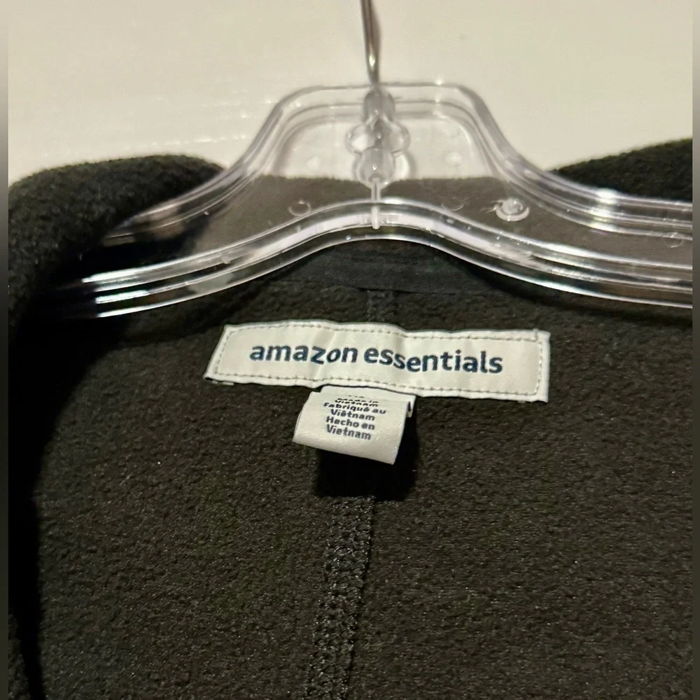 Men Like New Amazon Essentials Sweater Size XXL​​​​​​ - Picture 4 of 4